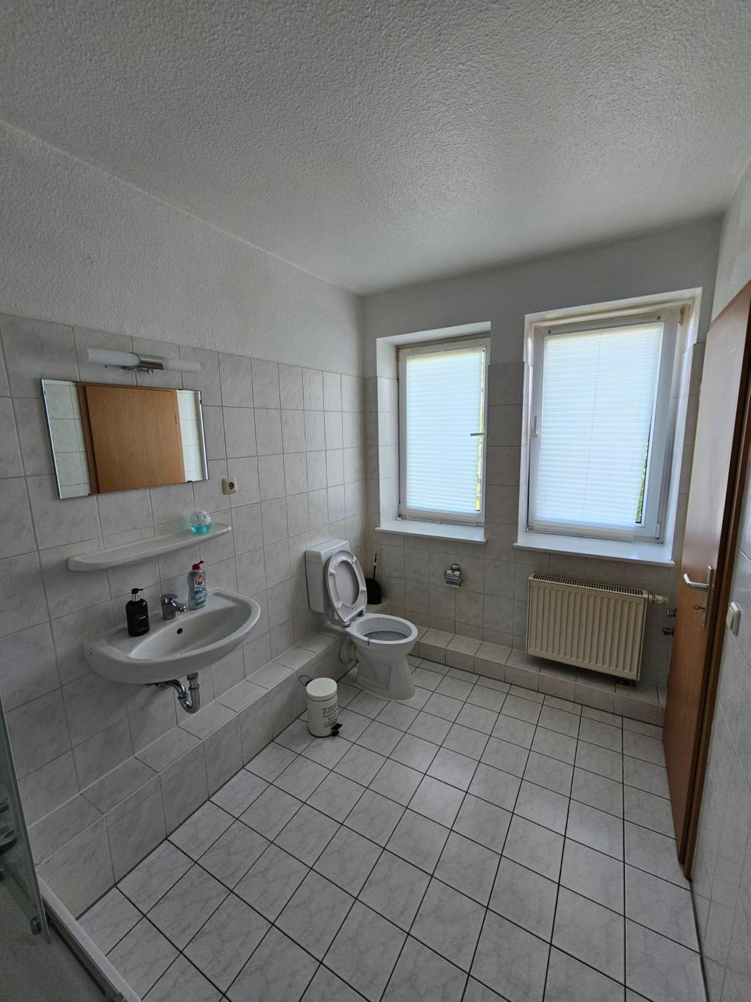 Private With Private Bathroom 3* Rostock